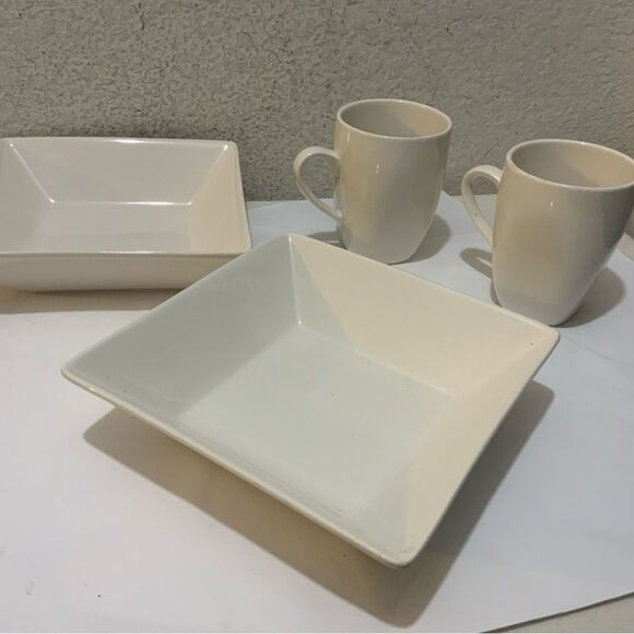 2 White Square Soup Cereal Bowls 10 Ten Strawberry Street 7 1/4” and 2 mugs G25 - Picture 2 of 7